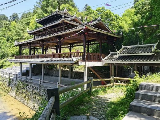 独峒岜团桥景区