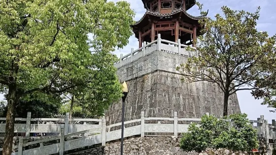虎巖公園