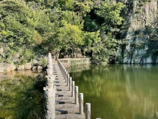 宿城船山飞瀑景区