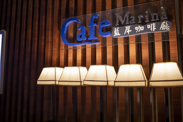 三亚美食推荐：三亚市区的自助餐中心皇冠假日酒店
