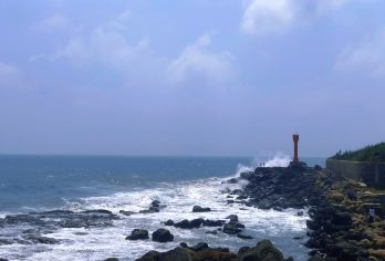 硇洲+东海岛龙海天一日游 上门接送-含往返船票-观光车及门票【硇洲+东海岛龙海天一日游】