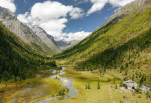 卧龙镇景点图片