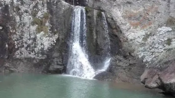 雁盪山風景名勝區-燕尾瀑