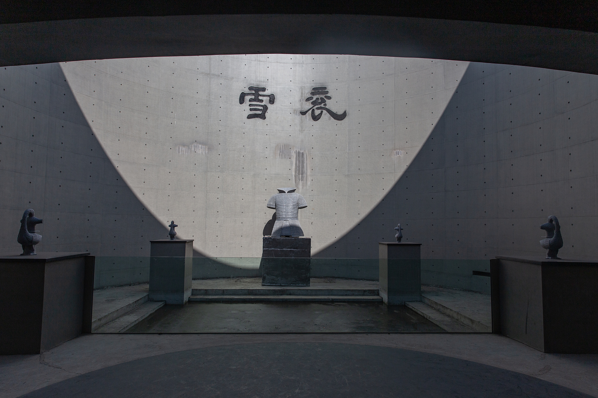 1-Day Anyang Tour: Explore Cao Cao Gaoling Mausoleum, Ancient Civilization of Yin Xu