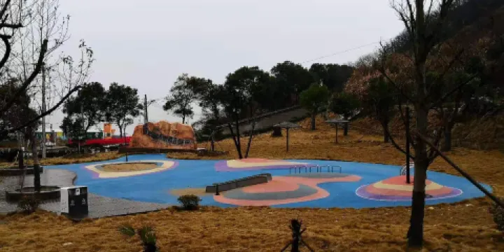 東旦時尚運動海灘