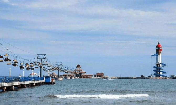 秦皇島南戴河衛芳民宿，依山傍海的經濟型民宿，盡情地感受生活的美好。