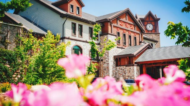花溪沐枫雪温泉旅游度假区