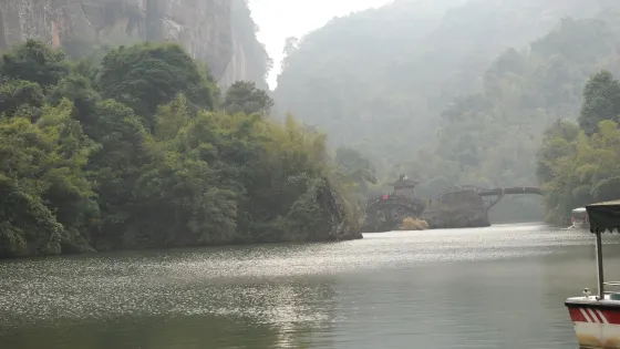 石龍山