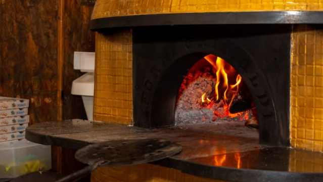 Off-Street (Pizza Burger & Beer)