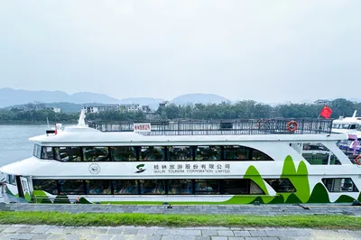“桂花号”主题游船