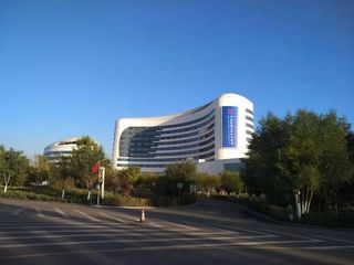 来沙漠看海--记乌海兴泰蓝海名都假日酒店入住体验