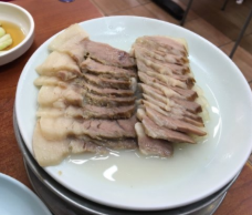 双胞胎猪肉汤饭-釜山-三月的生活