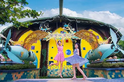 亚龙湾雨林魔幻影院