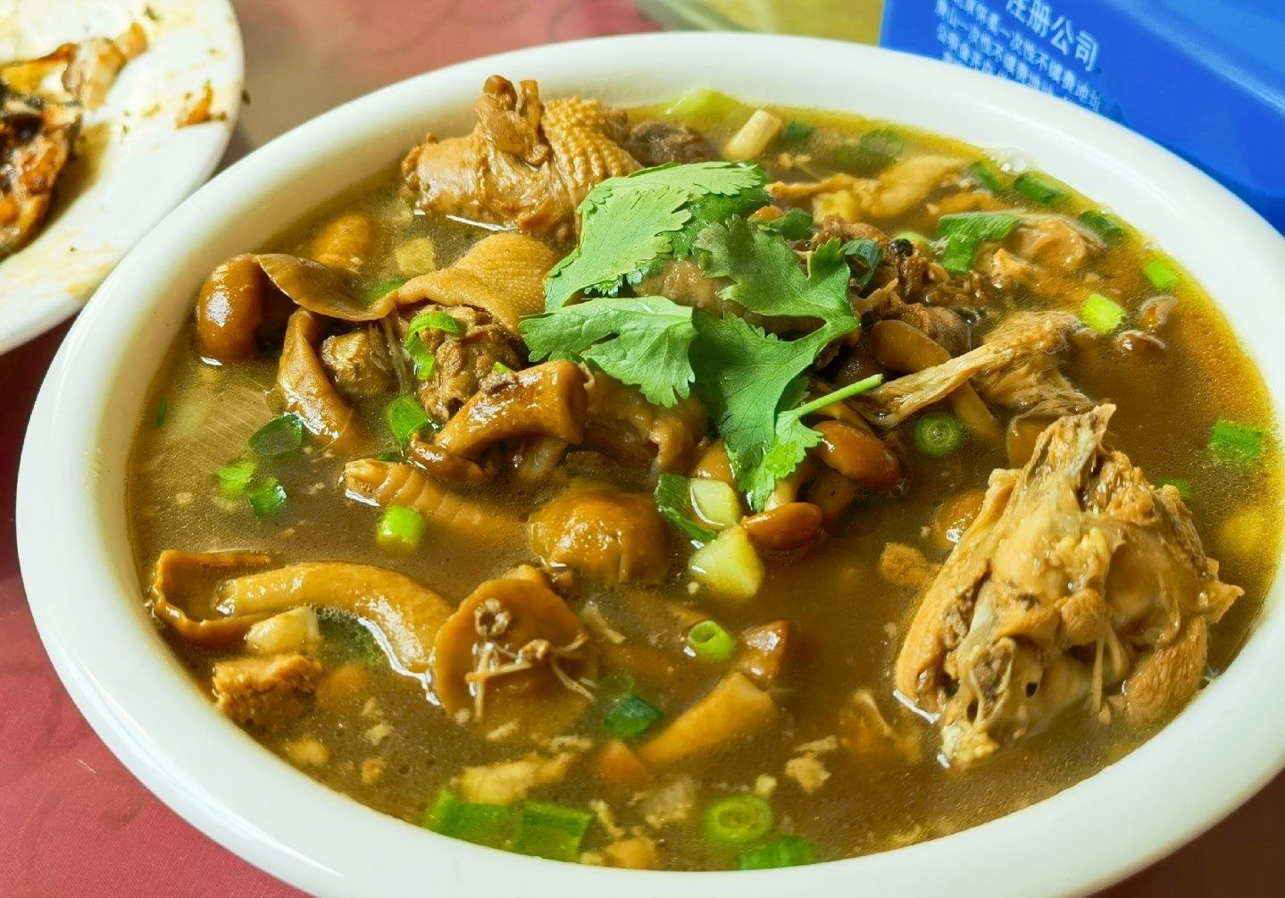 崖上人家餐厅图片