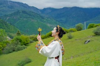 不只是九寨沟的九寨沟 5天4晚在神鹰降落得地方转山