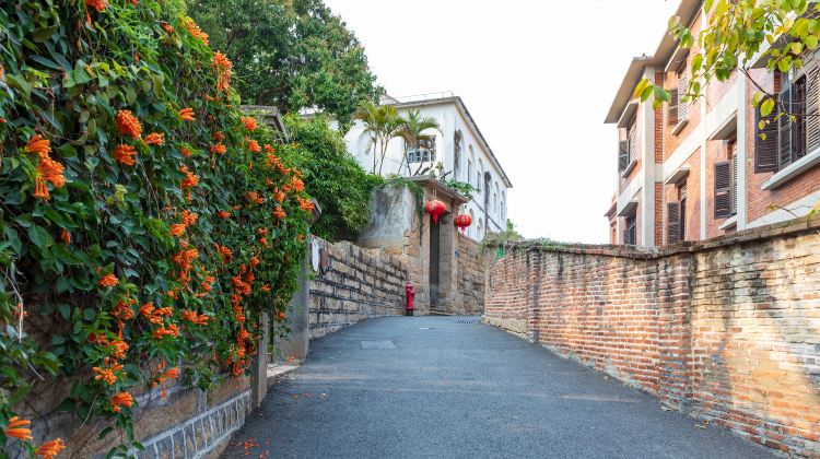 5-Day Xiamen + Gulangyu Island + Fujian Tulou + Shapowei