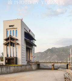 满浦游记图文-游览中国东北最大的边境口岸，登上国门可眺望朝鲜著名大城满浦市