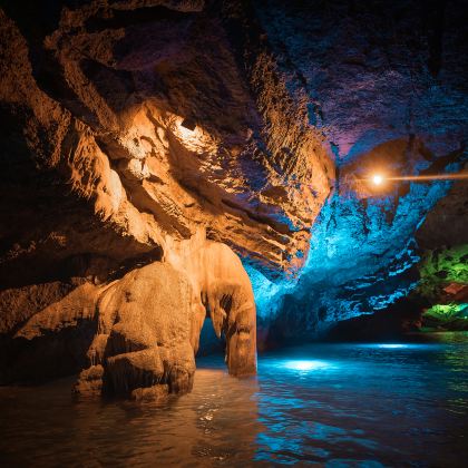 本溪水洞+关山湖2日1晚跟团游