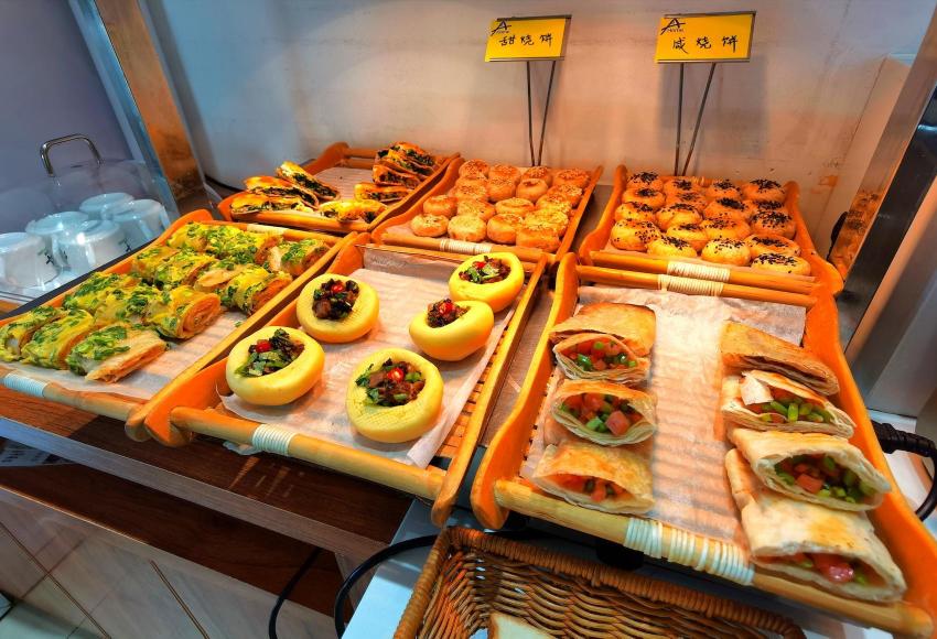 亚汀酒店(沧州解放中路信誉楼南湖公园店)·餐厅