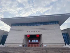 2-Day Jishou Tour: Historical Charm of Qianzhou Ancient City, Spectacular Views of Aizhai Bridge