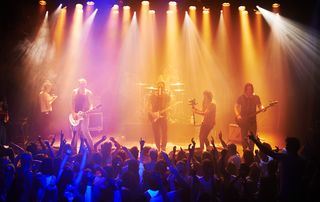 自驾仅1h！成都周边最美温泉小镇，花水湾音乐节五一华丽开幕