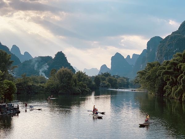 Shili Gallery (Picturesque Landscapes, Relaxed Exploration, Cultural Insights)