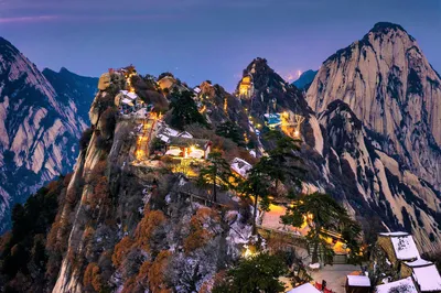 华山