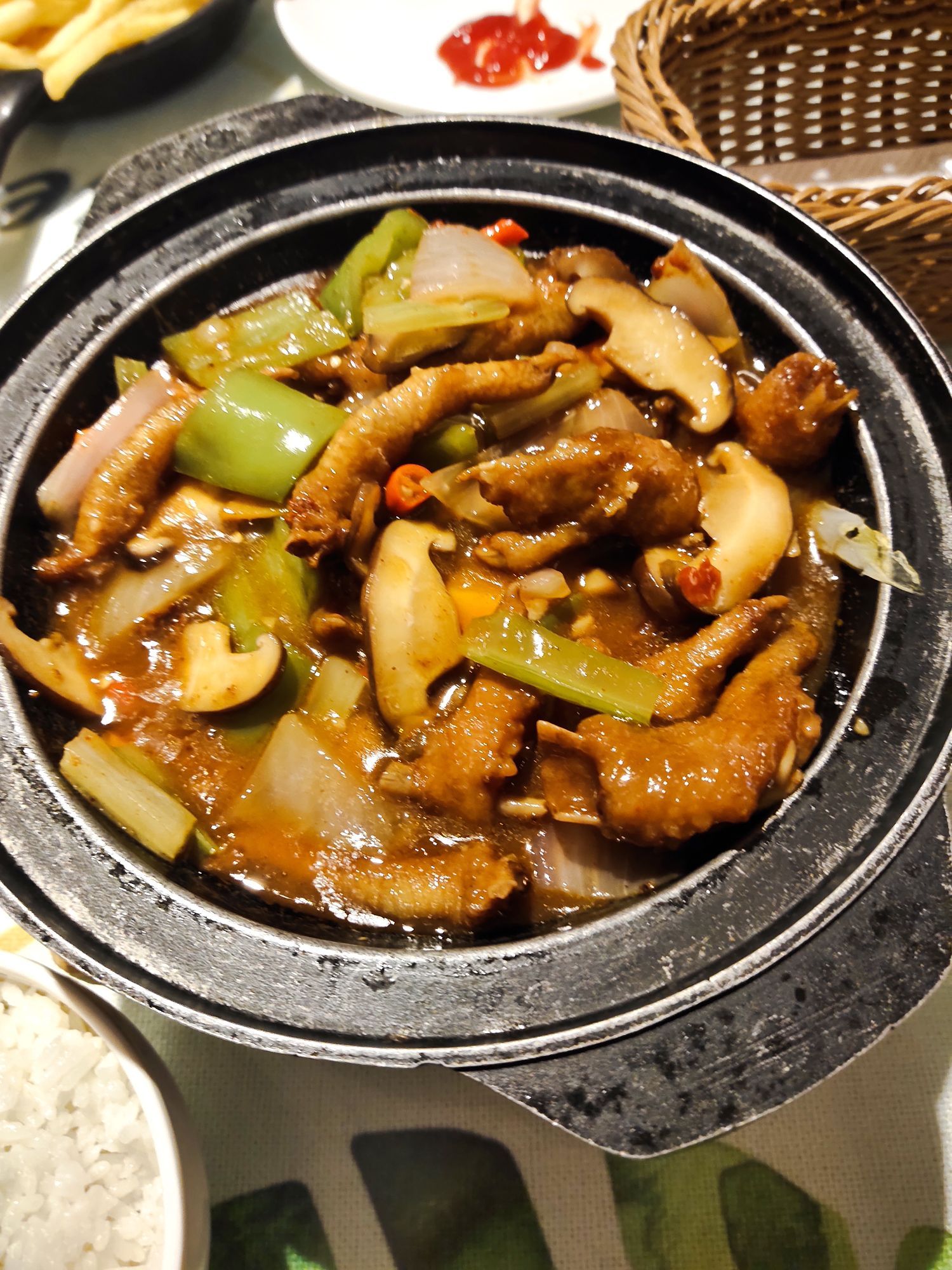 下一站newnew people店(中兴店)