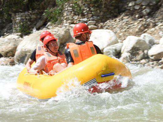 柞水老林峡谷漂流