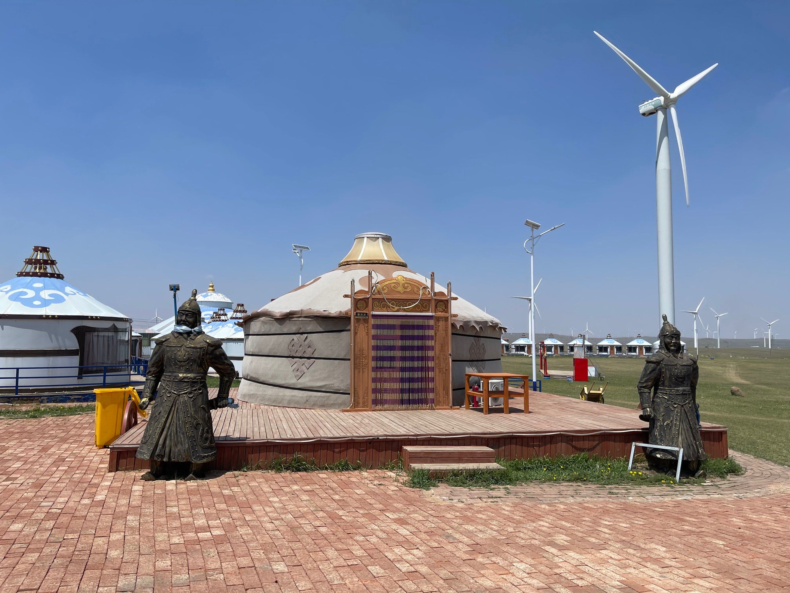 德力格尔旅游度假村餐厅图片