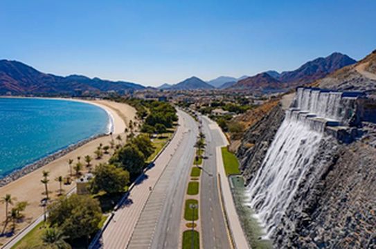 沙迦东海岸旅游新去处:豪尔法坎Al-Suhub休息室