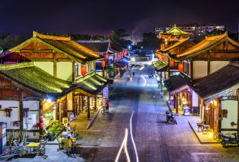 江西赣州八境台+蒋经国旧居+郁孤台半日活动【私人专属高定导游】【深度游宋城赣州+高定专业导游】