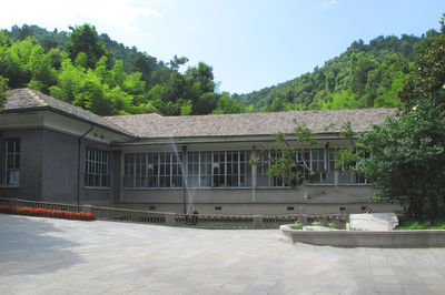 滴水洞
