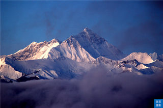 2005年新藏线14天自驾游西藏:珠穆朗玛峰在召唤