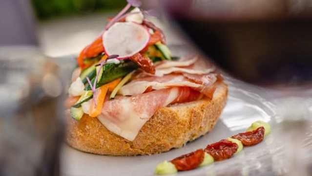 El Patio del Gaucho, Javier Zanetti