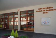 Public Library De Magland景点图片