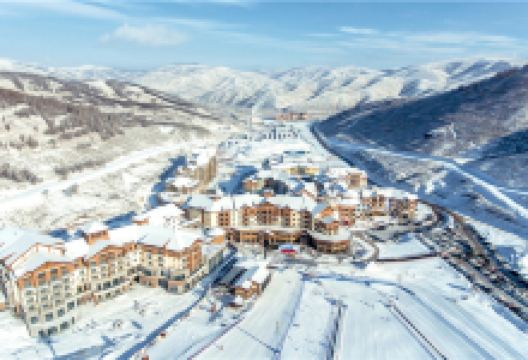 太舞滑雪小镇景点图片