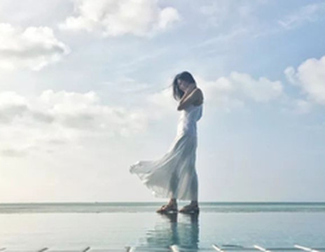 比如游记图片] 国庆出游造型，这几款超温柔超上镜的发型，让你稳据C位