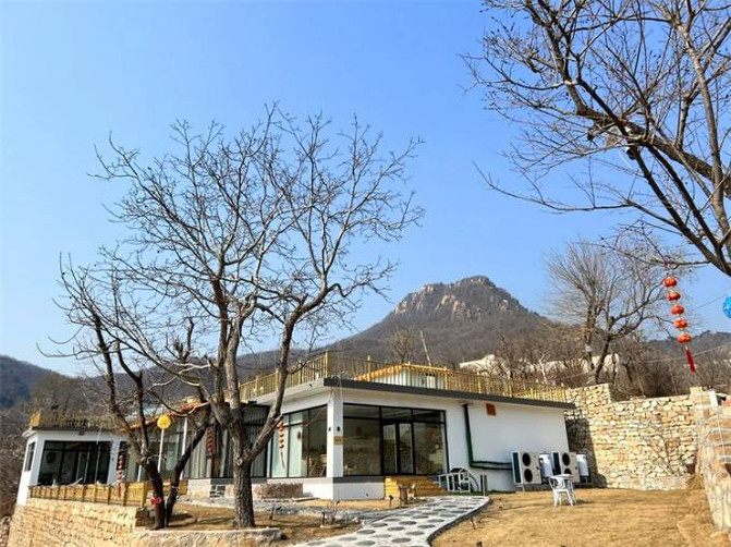 天津薊縣盤山霧嶼林民宿，景觀台300平純享大草坪，露營極佳。