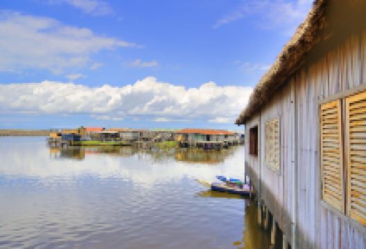 科托努泻湖景点图片