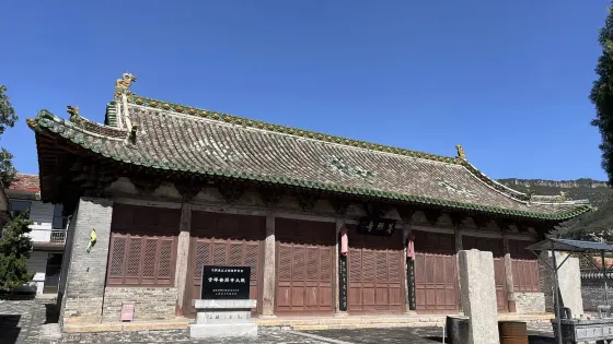 寺坪普照寺大殿