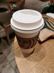 星巴克臻选(昆明正义坊店)-昆明-老挝彭于晏