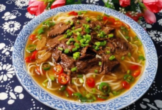 Sun Two Restaurant美食图片