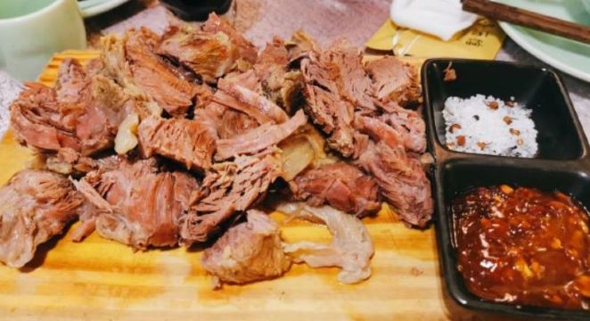 巷子里小酒馆(白菊路店)