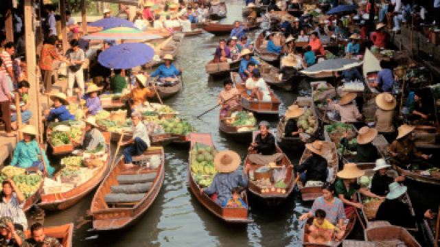 丹嫩沙多水上市场