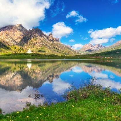 天水+甘南+莲宝叶则景区+官鹅沟大景区+扎尕那7日6晚跟团游
