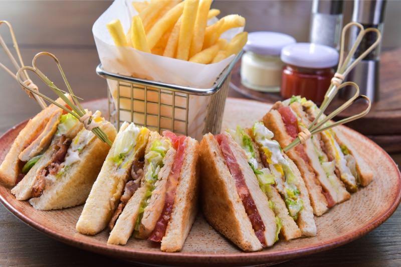 天津京基皇冠假日酒店焦点西餐厅