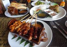 Bebek Tepi Sawah Restaurant Ubud-巴厘岛-没有蜡olling