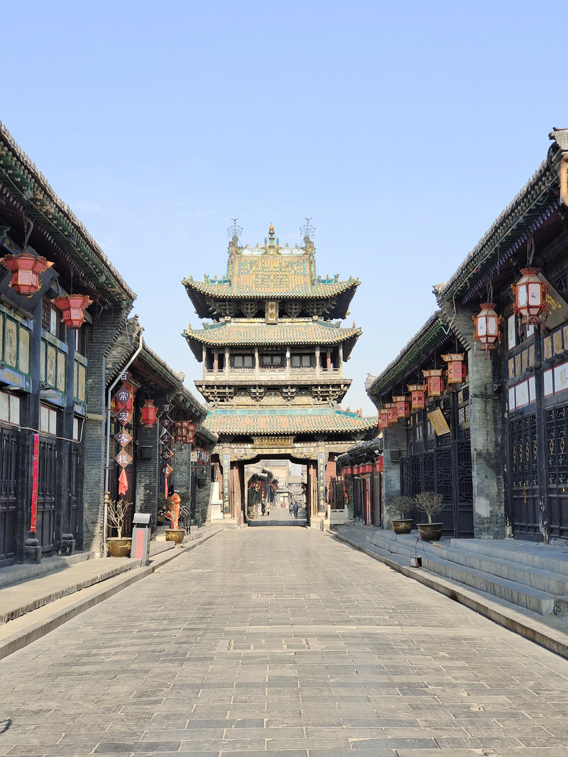 老天花2700年打造了一座平遙古城，完全解鎖它的美麗，卻需要十三種打開方式。