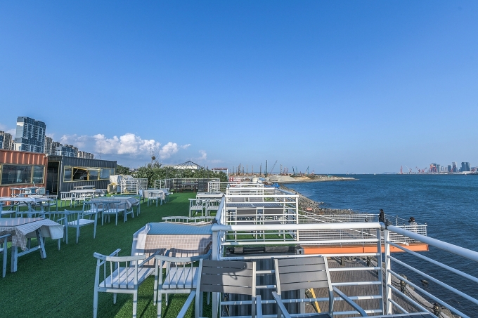 DOCK·瓦良格主题餐吧